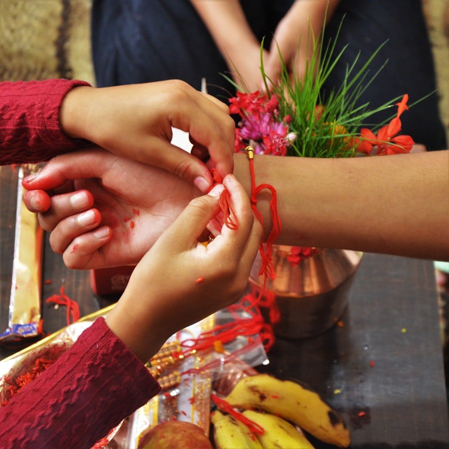Rakshabandhan gift hamper with rakhi and sweets